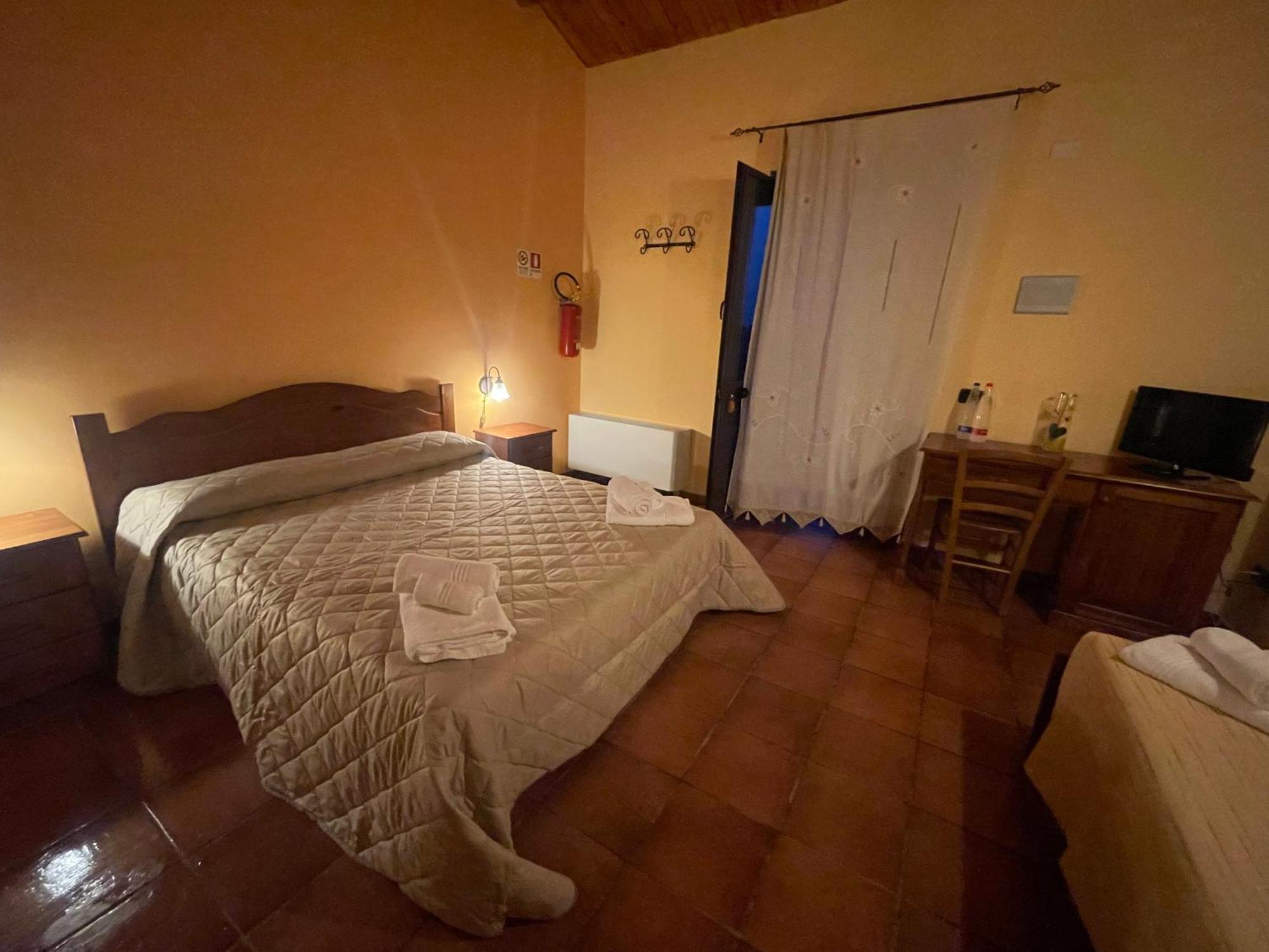 Agriturismo Russa Belladonna Caltagirone Kültér fotó